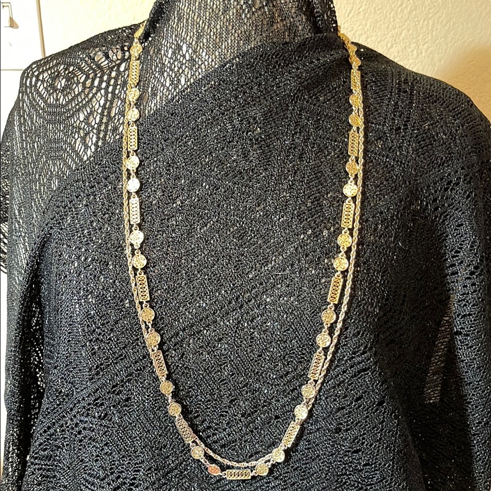 Vintage 20” 2 layer Gold tone Necklace c25
